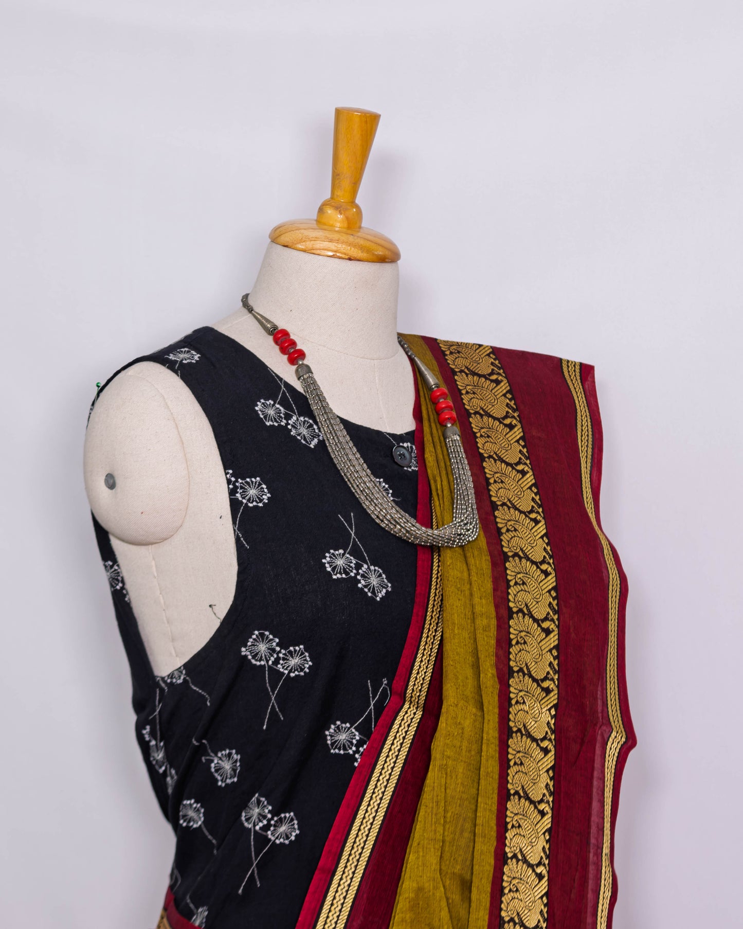 Handloom cotton saree